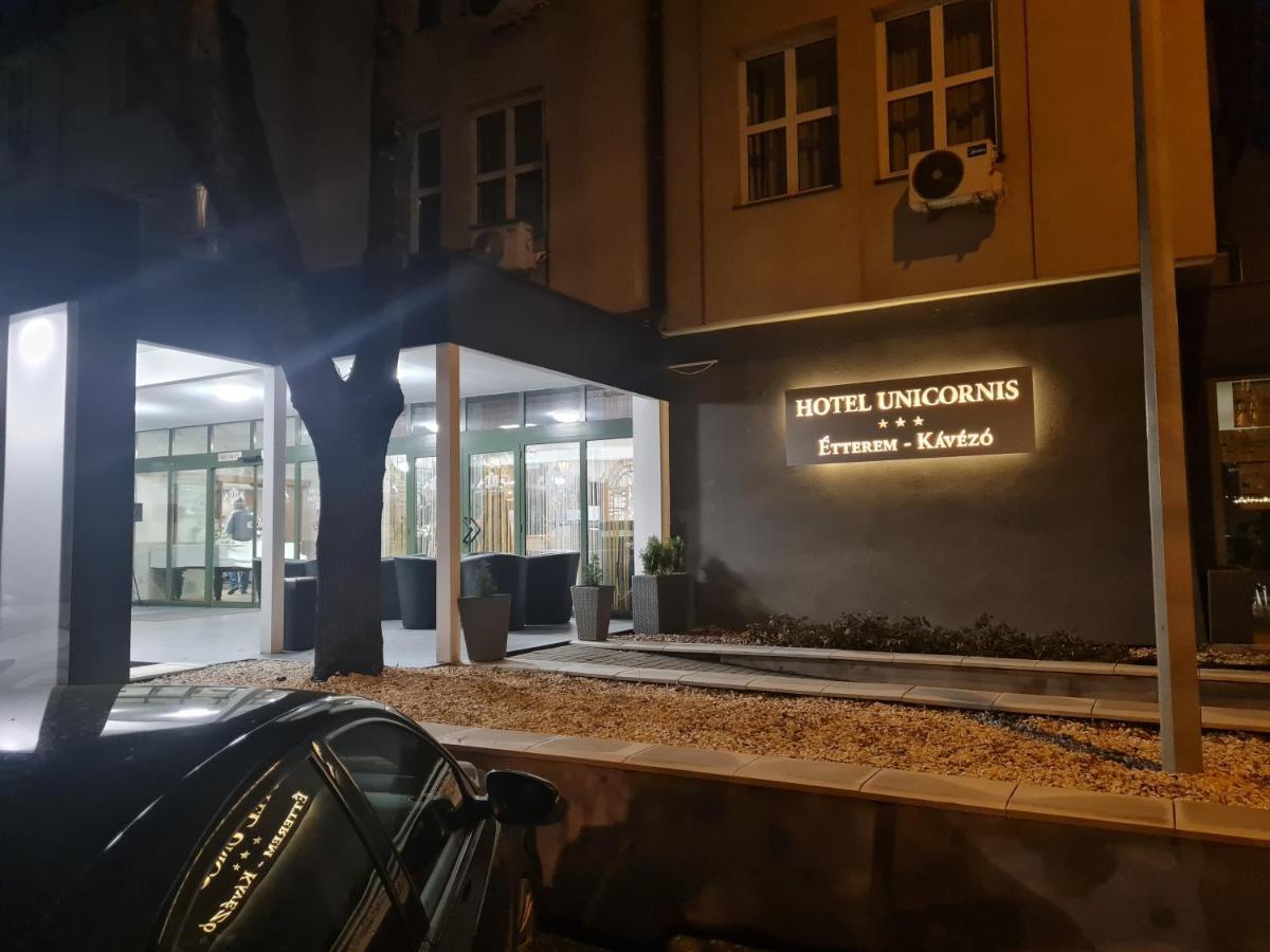 Hotel Unicornis Eğri Dış mekan fotoğraf